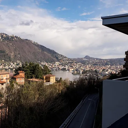 לינה וארוחת בוקר Eli 3*